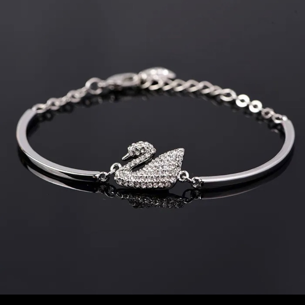 swan bangle